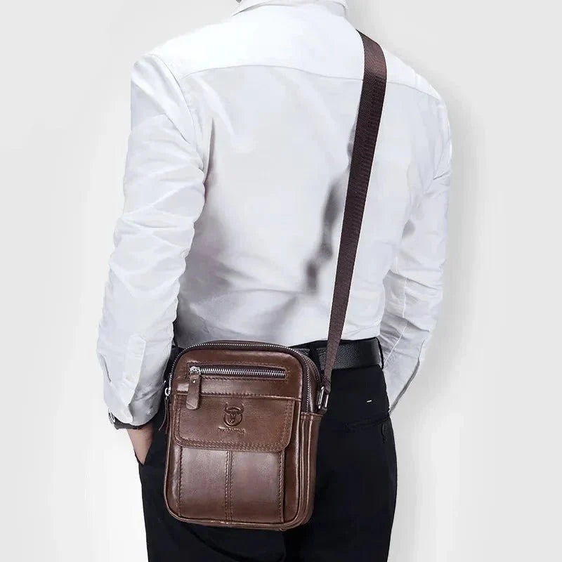 Bolsa de Ombro em Couro Genuino- Bull Captain