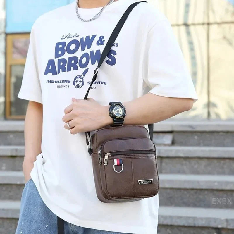 Bolsa de Ombro em Couro Genuino - Hernandes Ferraz
