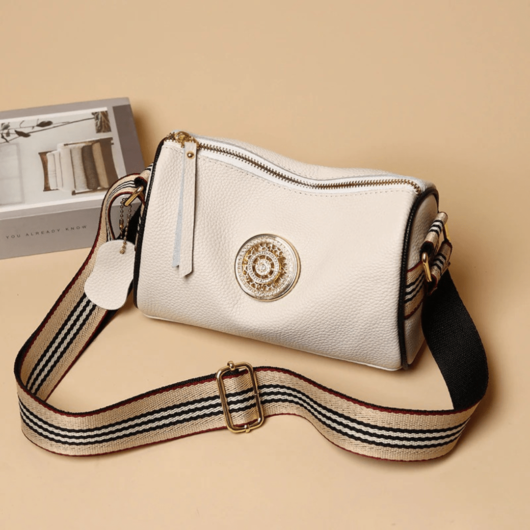 Bolsa de Ombro Feminina Pequena Couro - Divier Fernandes