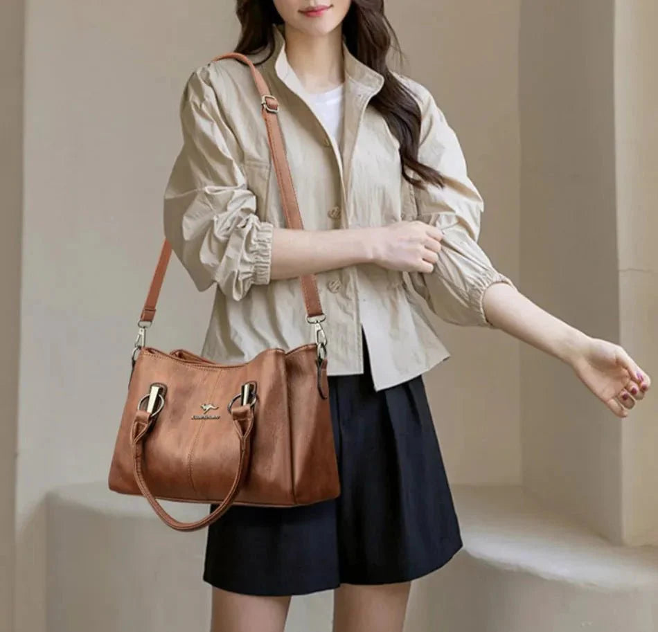 Bolsa Feminina de Couro Genuíno - Aura Legrand
