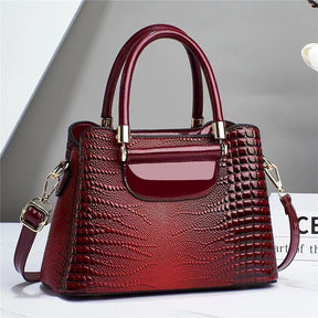 Bolsa Feminina de Couro Genuíno - Cecilia Lamberti