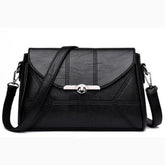 Bolsa Feminina em Couro Genuino - Akyra
