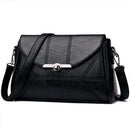 Bolsa Feminina em Couro Genuino - Akyra