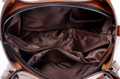 Bolsa Feminina em Couro Genuino - Amara Viturino