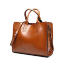 Bolsa Feminina em Couro Genuino - Caliana Premium