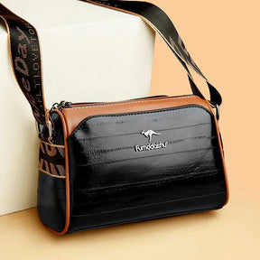 Bolsa Feminina em Couro Genuíno - Chloe Louise