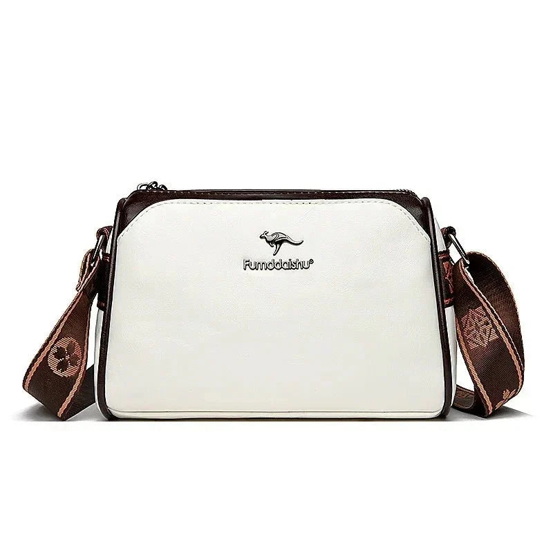 Bolsa Feminina em Couro Genuíno - Chloe Louise
