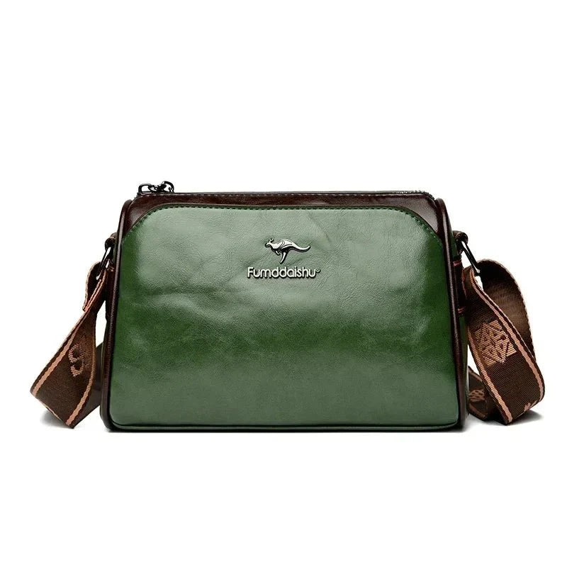 Bolsa Feminina em Couro Genuíno - Chloe Louise
