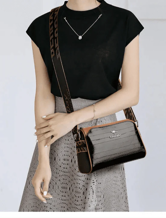 Bolsa Feminina em Couro Genuíno - Chloe Louise