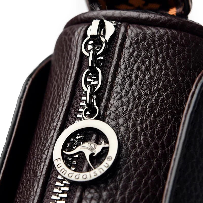 Bolsa Feminina em Couro Genuíno - Chloe Louise