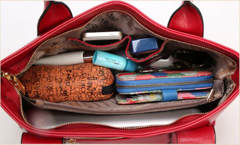 Bolsa Feminina em Couro Genuino - Dainane Luxury