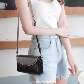 Bolsa Feminina em Couro Genuino - Genevieve