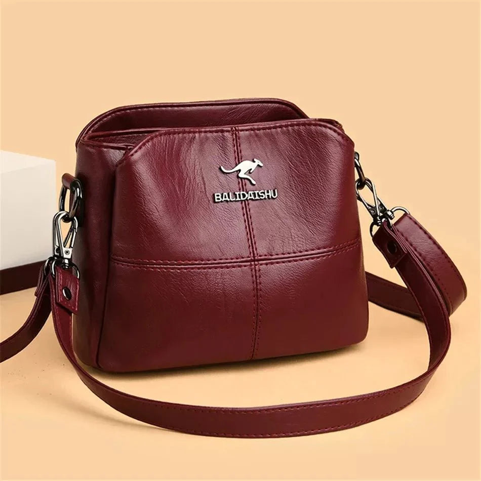 Bolsa Feminina em Couro Genuino - Hernandes Classic [Alça de Brinde]