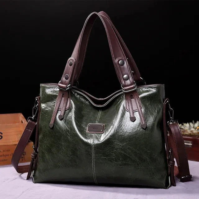 Bolsa Feminina em Couro Genuíno - Isis Gabrielli
