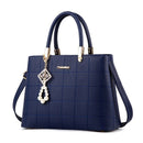 Bolsa Feminina em Couro Genuino - Janevive