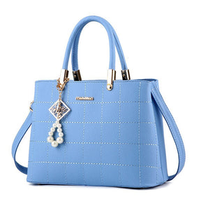 Bolsa Feminina em Couro Genuino - Janevive