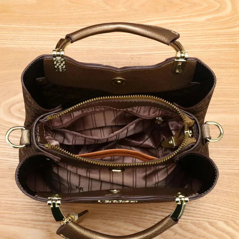 Bolsa Feminina em Couro Genuino - Julieta Ferraz
