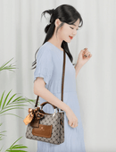 Bolsa Feminina em Couro Genuino - Kelly Mili
