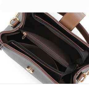 Bolsa Feminina em Couro Genuino - Million Anaiz