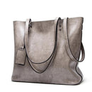 Bolsa Feminina em Couro Genuino - Perla Paris