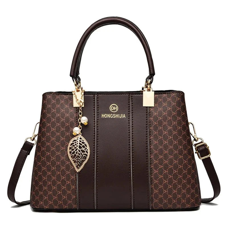 Bolsa Feminina em Couro Genuino - Premium DH