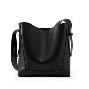 Bolsa Feminina em Couro Genuíno - Stevens
