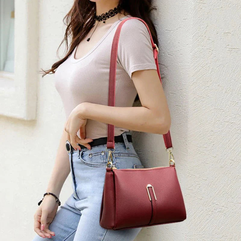 Bolsa Feminina Pequena em Couro Genuino -  Laydiani Premium