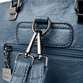 Bolsa Mochila Feminina em Couro Genuino - TwoInOne Premium