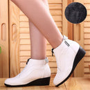 Bota de Couro Cano Curto Marye