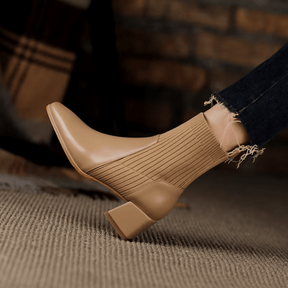 Bota Feminina de Couro Beatrice
