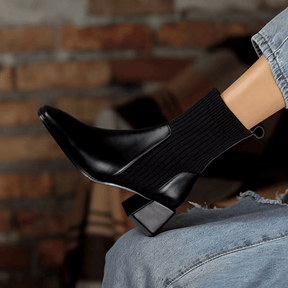 Bota Feminina de Couro Beatrice