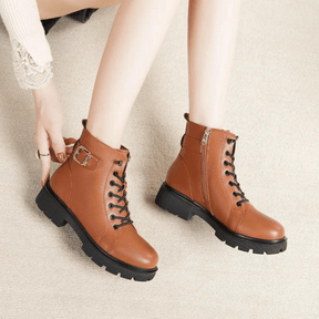 Bota Feminina de Couro Bertha