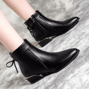 Bota Feminina de Couro Britânico