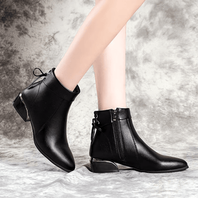 Bota Feminina de Couro Britânico