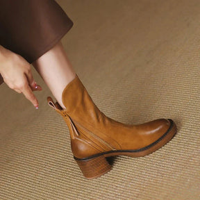 Bota Feminina de Couro Brooklyn