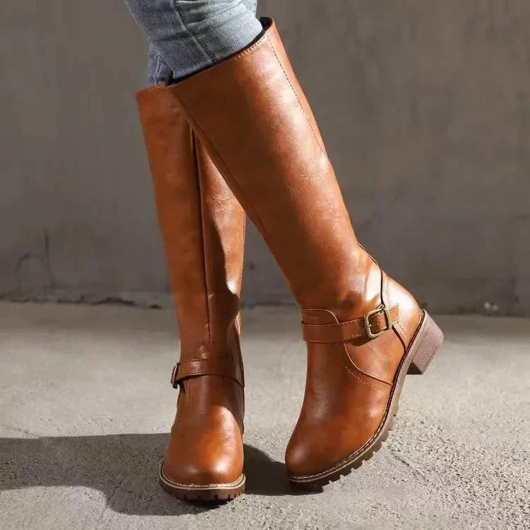 Bota Feminina de Couro Cano Alto Clássica
