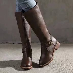 Bota Feminina de Couro Cano Alto Clássica