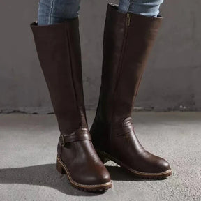 Bota Feminina de Couro Cano Alto Clássica