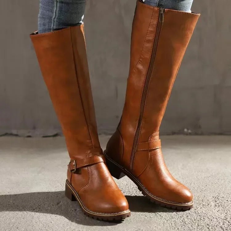 Bota Feminina de Couro Cano Alto Clássica
