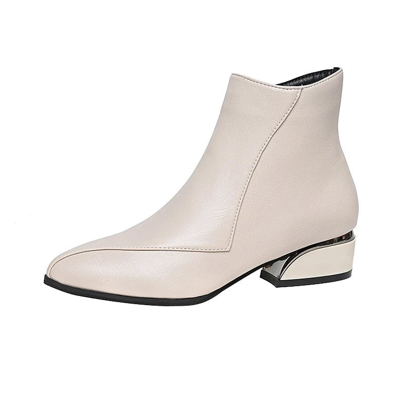 Bota Feminina de Couro Cano Baixo Névea