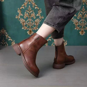 Bota Feminina de Couro Casual Classy
