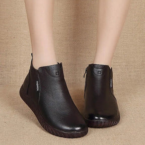 Bota Feminina de Couro Casual Diskei