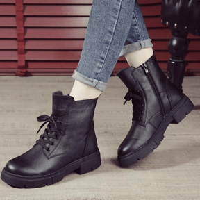 Bota Feminina de Couro Casual Lillian