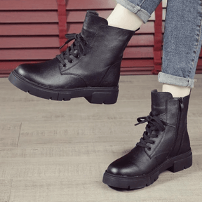 Bota Feminina de Couro Casual Lillian