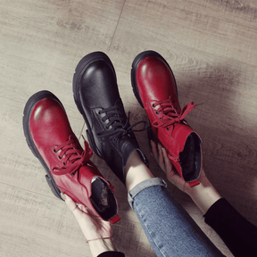 Bota Feminina de Couro Casual Lillian