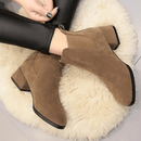 Bota Feminina de Couro Casual Slip