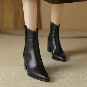 Bota Feminina de Couro Charlotte