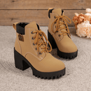 Bota Feminina de Couro Chelse