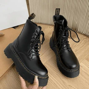 Bota Feminina de Couro Chelsea