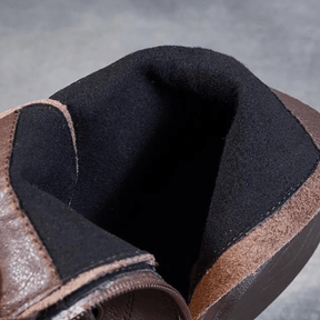 Bota Feminina de Couro Christy